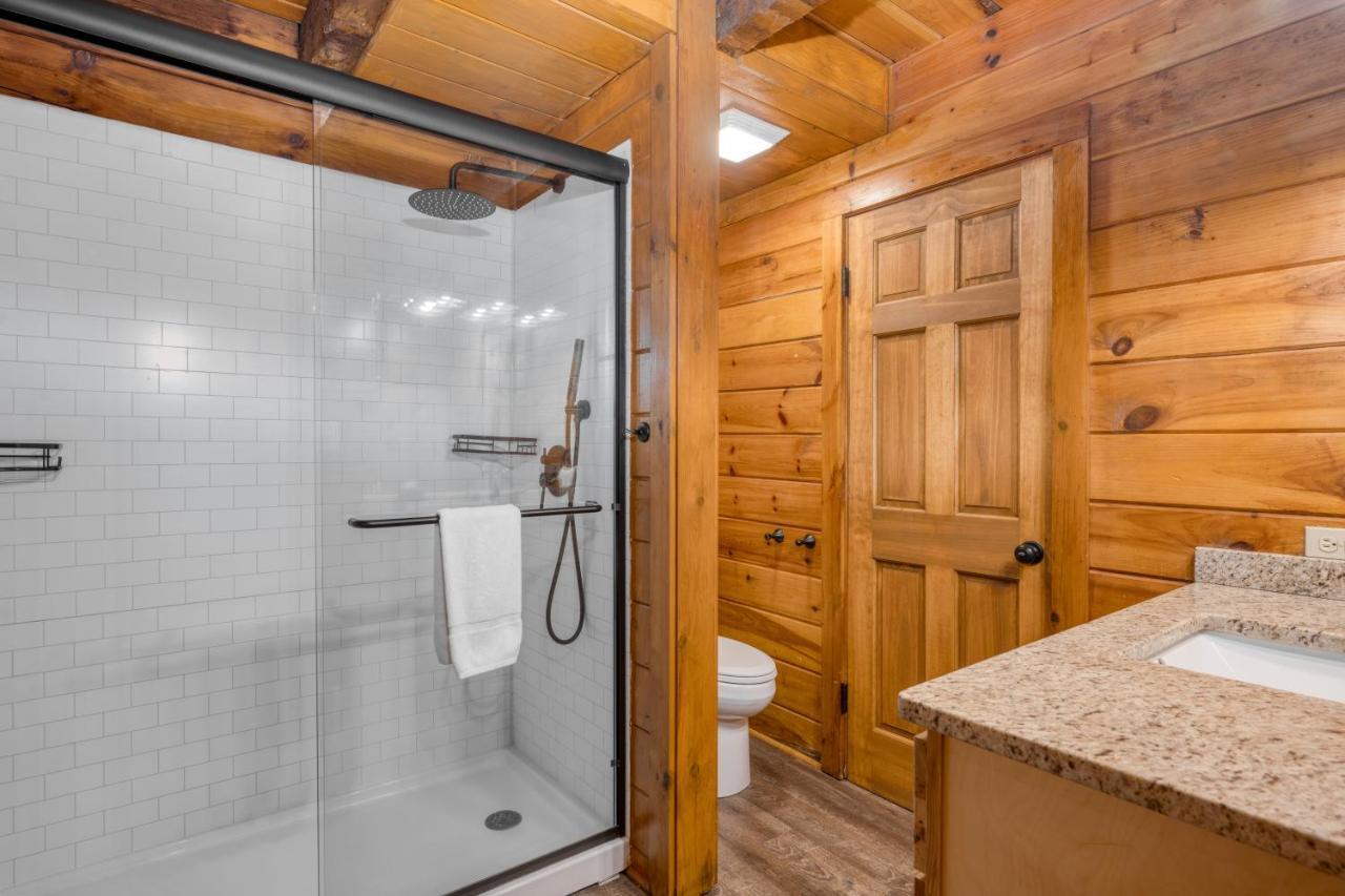 The Dudley Cabins By Avantstay Sevierville Extérieur photo