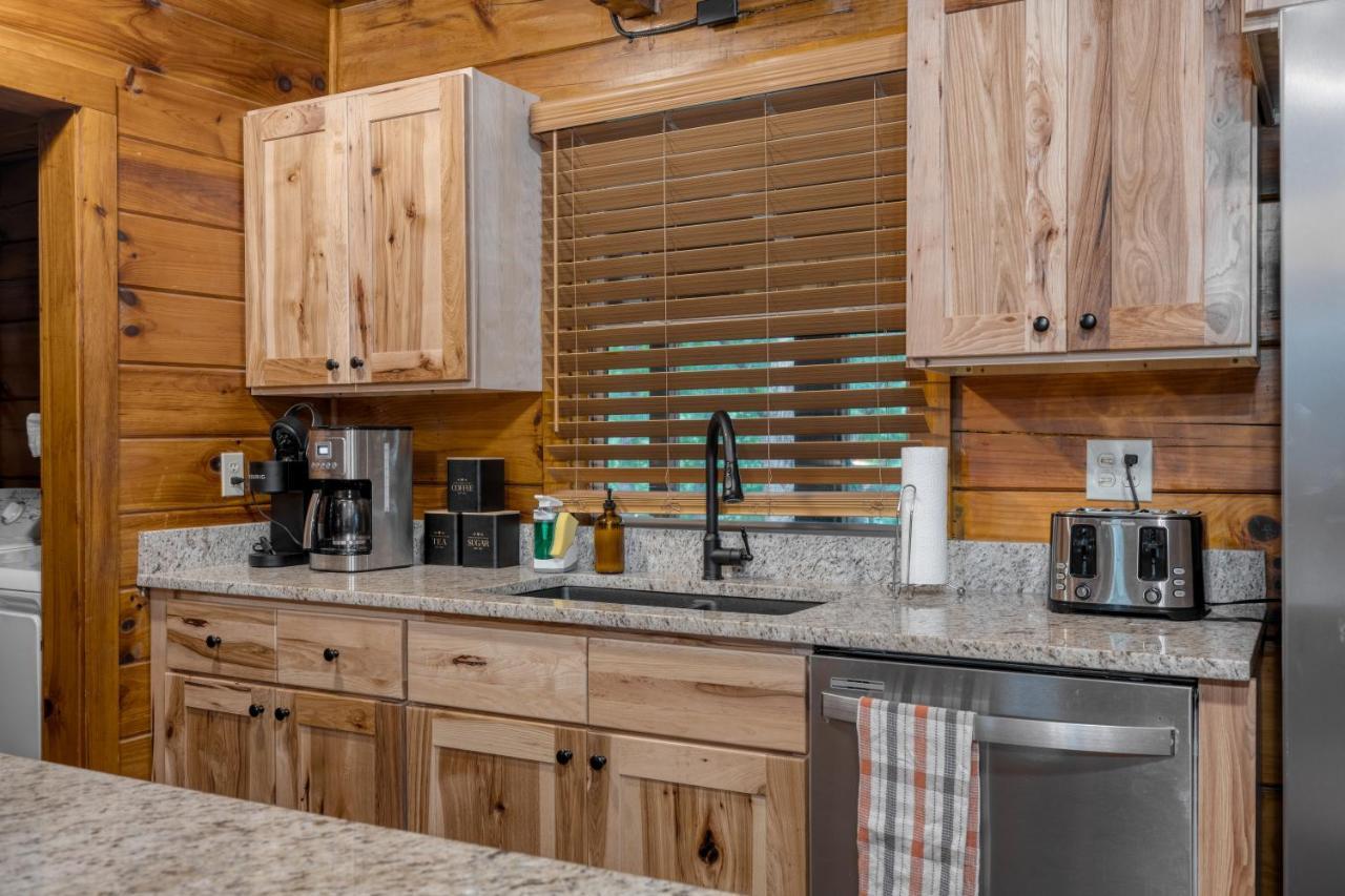 The Dudley Cabins By Avantstay Sevierville Extérieur photo