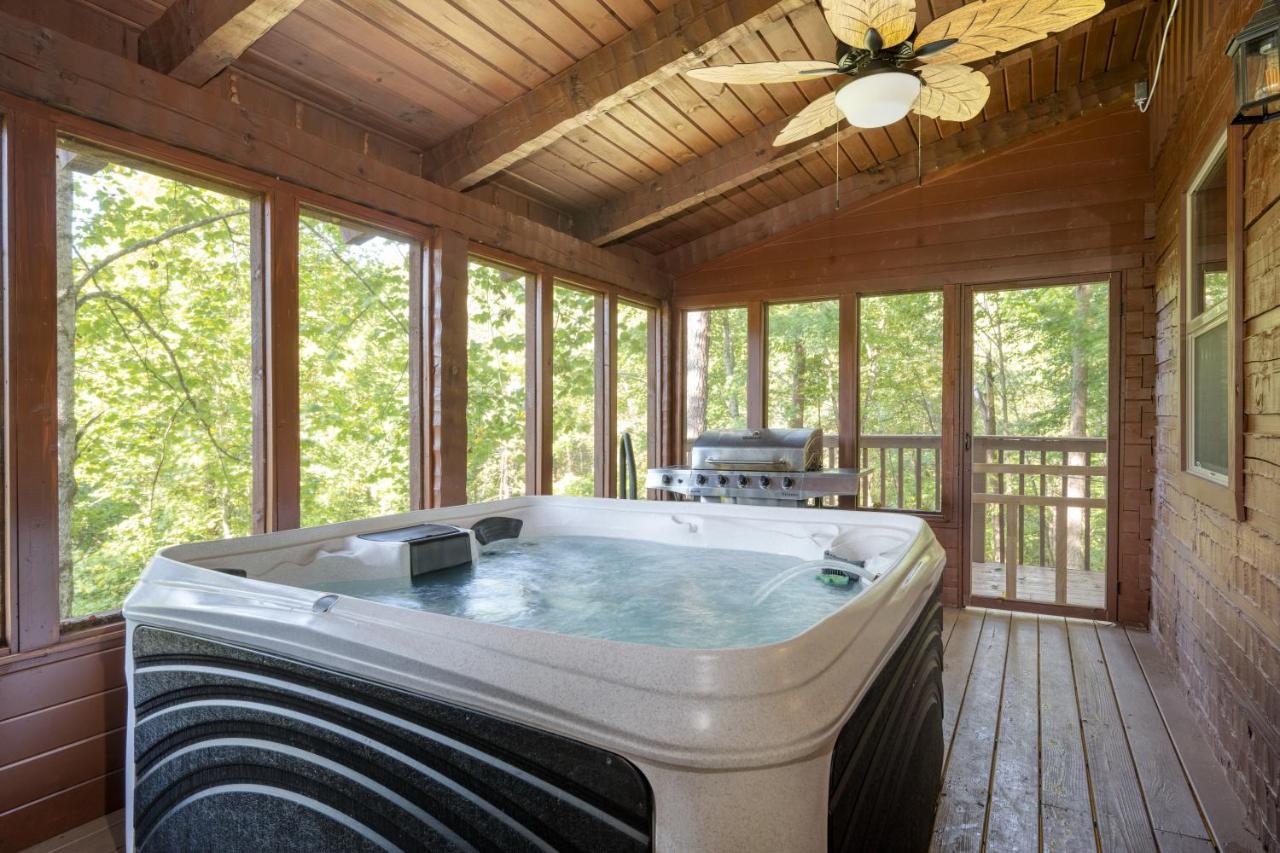 The Dudley Cabins By Avantstay Sevierville Extérieur photo